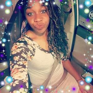 Meet your Posher, Karitha